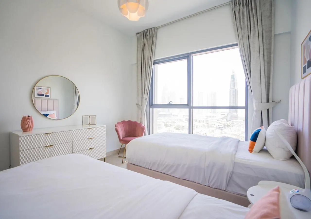 Nasma Luxury Stays - Bellevue Tower 1 دبي شقة