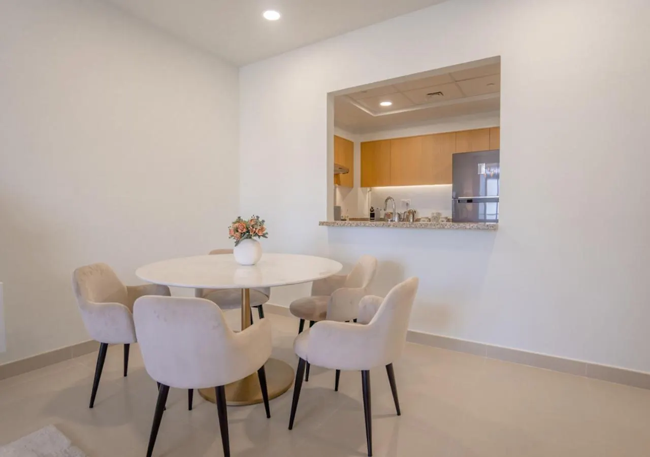 Nasma Luxury Stays - Bellevue Tower 1 دبي شقة