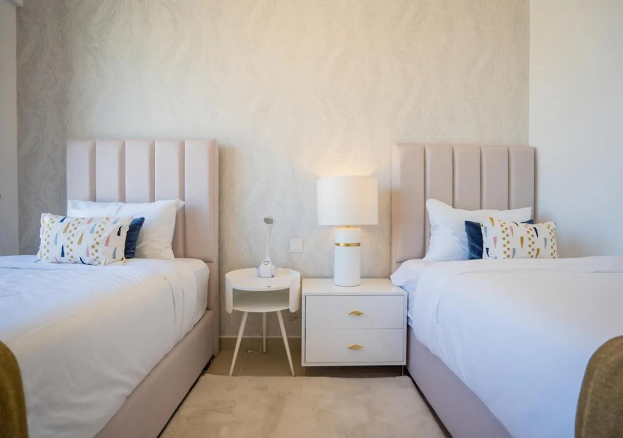 Nasma Luxury Stays - Bellevue Tower 1 دبي